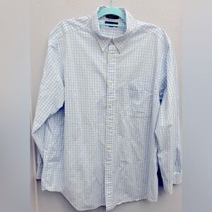 Grant Thomas mens button down shirt.